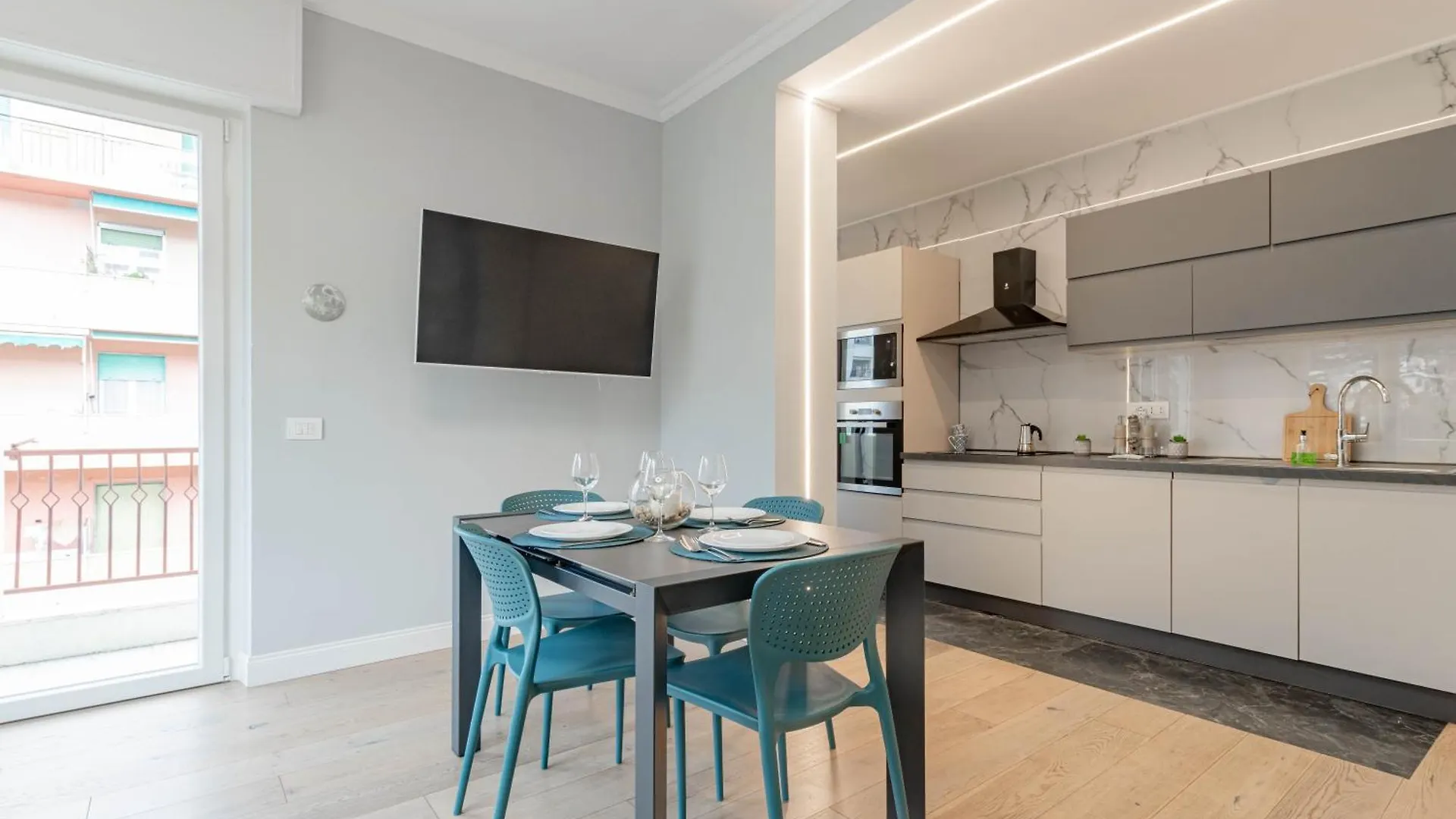 H11 Sanremo Dreams Centro Apartment Italy